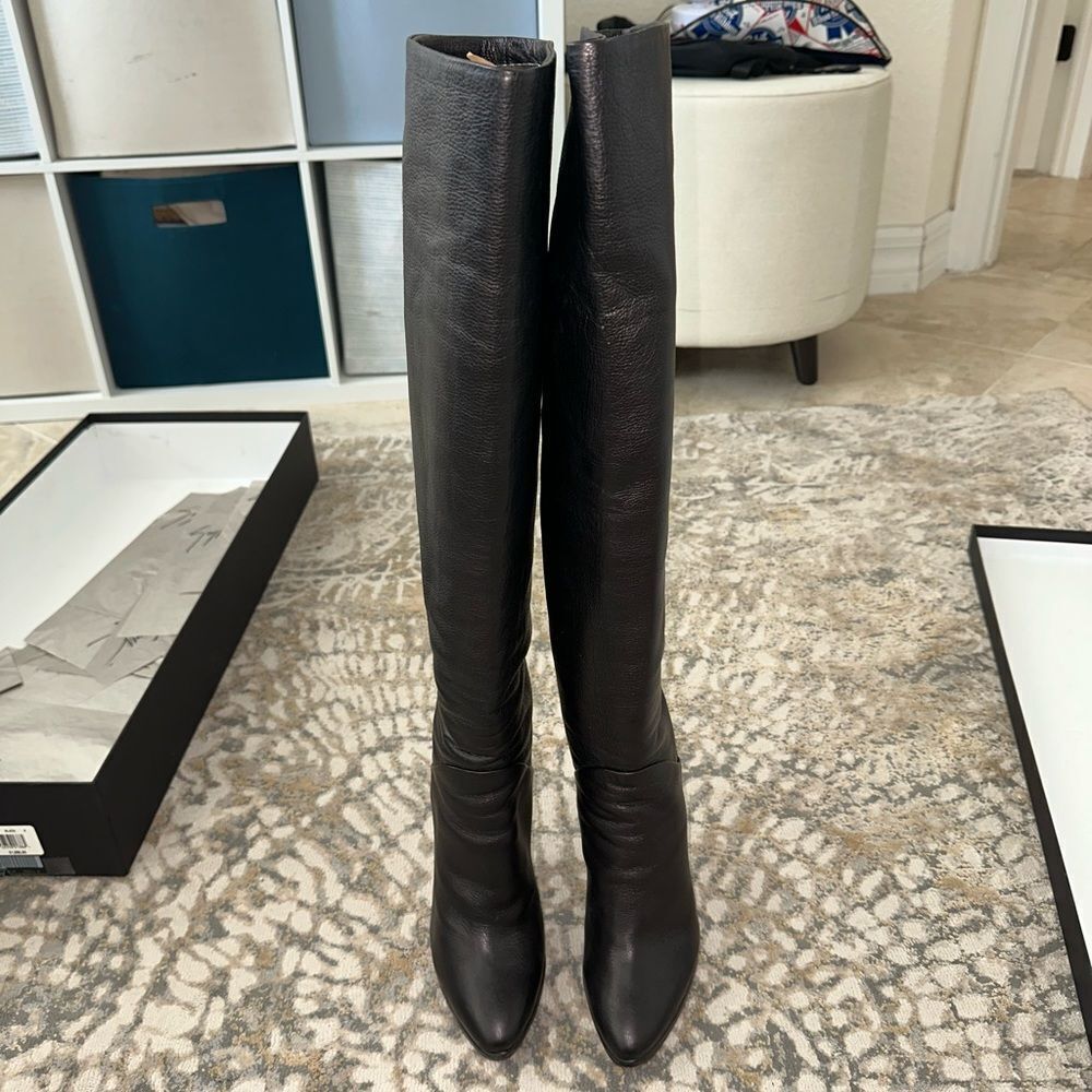 EUC Giuseppe Zanotti Boots - Picture 7 of 9